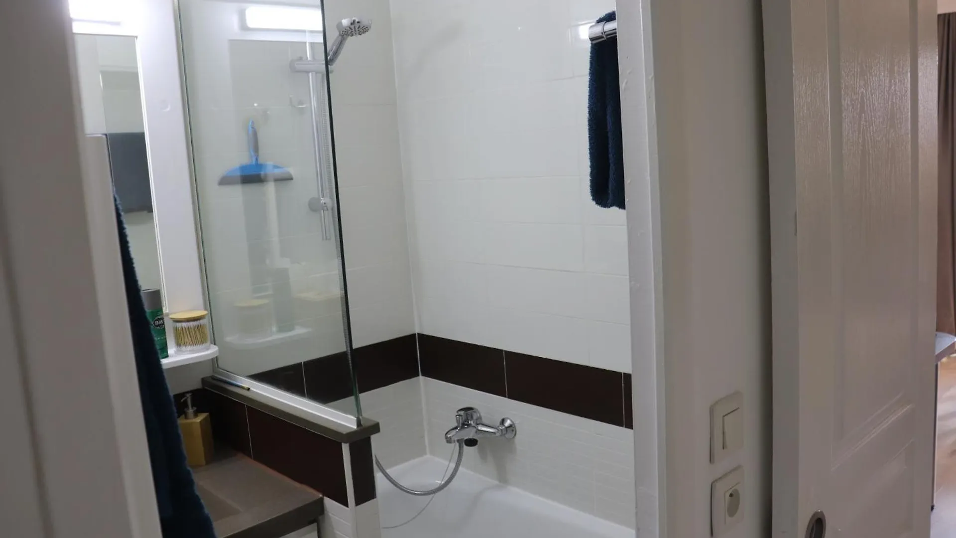 Ferienwohnung T2 Climatise Wifi Piscines Parking Saint-Raphaël